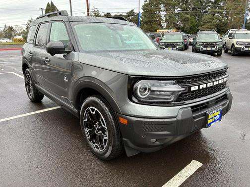 Gray Metallic 2025 Ford Bronco Sport Outer Banks SUV