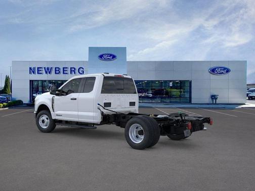 2025 Ford F-350 XL