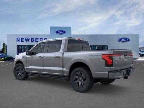 2025 Ford F-150 Lightning LARIAT