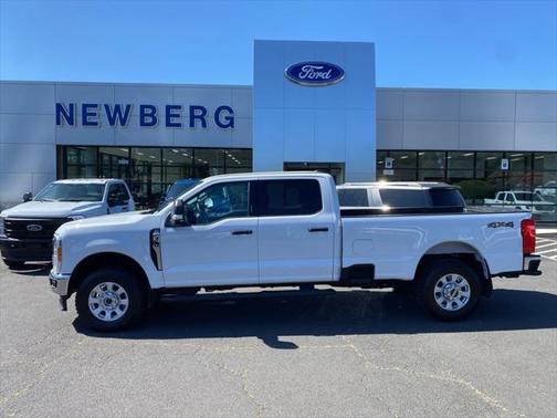 2023 Ford F-350 XLT