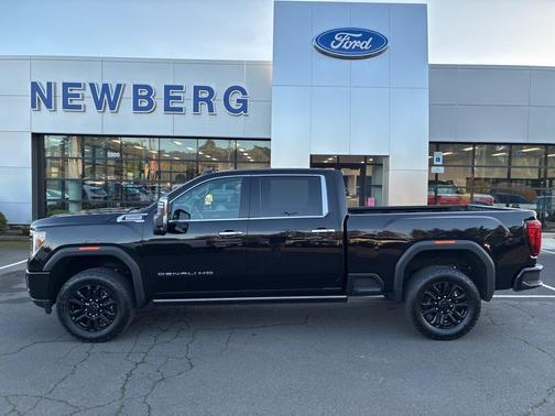 2023 GMC Sierra 3500 Denali