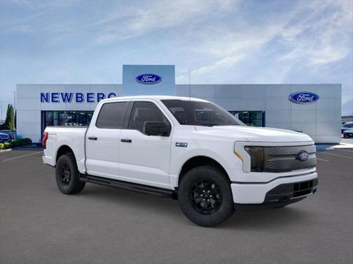 2025 Ford F-150 Lightning XLT
