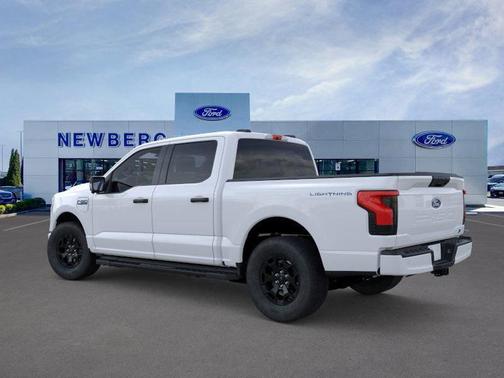 2025 Ford F-150 Lightning XLT