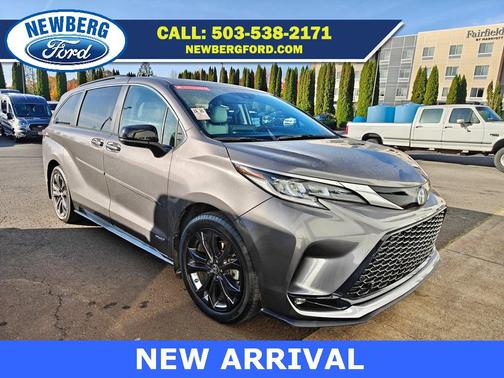 2021 Toyota Sienna XSE 7 Passenger