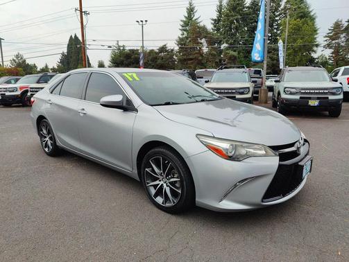 2017 Toyota Camry XLE