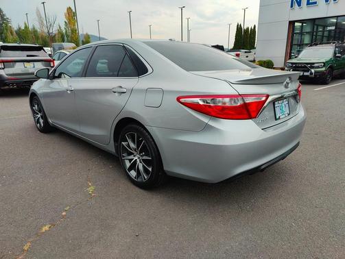 2017 Toyota Camry XLE