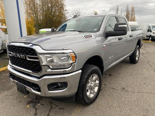 2023 RAM 2500 Big Horn Crew Cab 4x4 6'4' Box