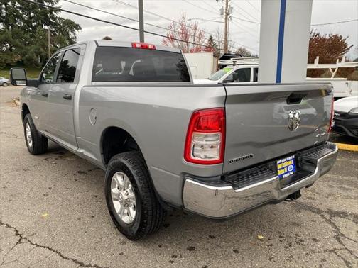 2023 RAM 2500 Big Horn Crew Cab 4x4 6'4' Box
