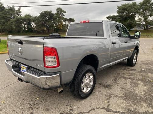 2023 RAM 2500 Big Horn Crew Cab 4x4 6'4' Box