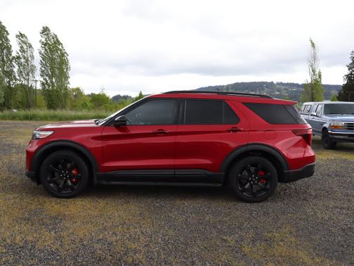 Photo 4 of 20 of 2020 Ford Explorer ST