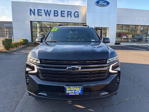 2022 Chevrolet Suburban RST