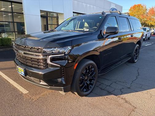 2022 Chevrolet Suburban RST