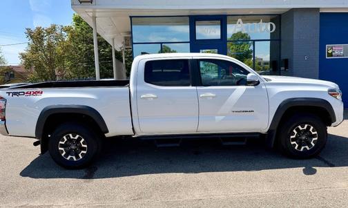 Super White 2017 Toyota Tacoma TRD Off Road