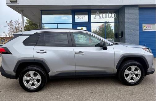 Silver Sky Metallic 2020 Toyota RAV4 Hybrid LE