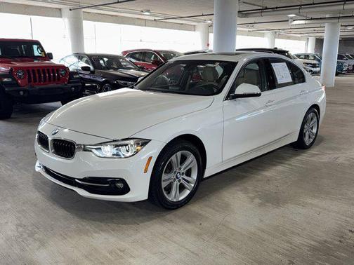 2018 BMW 330 330i