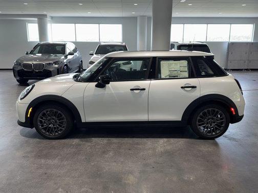 2025 MINI Hardtop Cooper