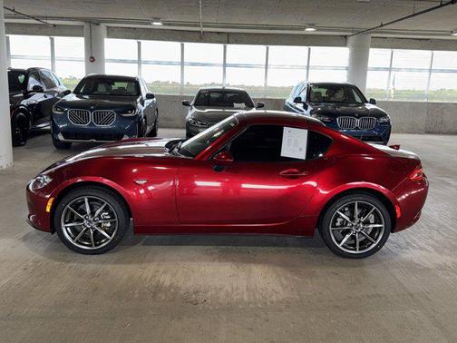 2022 Mazda MX-5 Miata RF Grand Touring