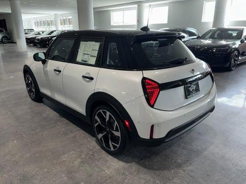 2025 MINI Hardtop Cooper S