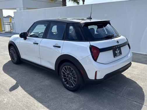 2026 MINI Hardtop Cooper S