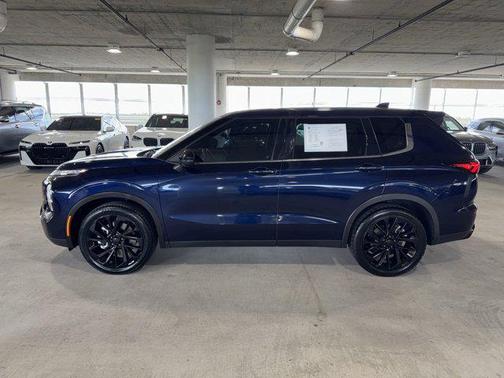 2022 Mitsubishi Outlander Black Edition S-AWC