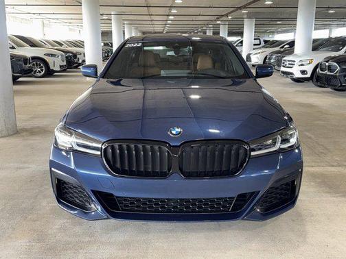 2022 BMW 530 i