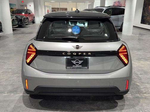 2025 MINI Hardtop Cooper