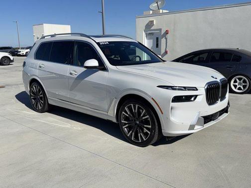 2023 BMW X7 xDrive40i