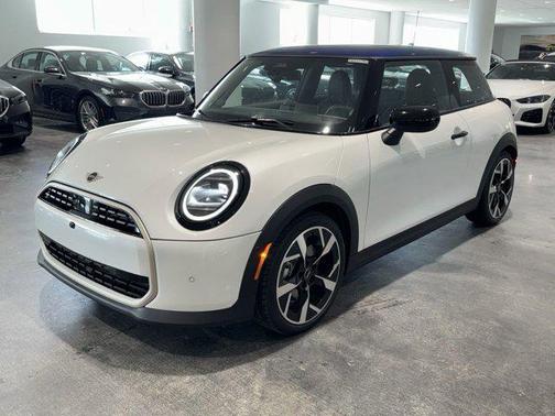 2025 MINI Hardtop Cooper