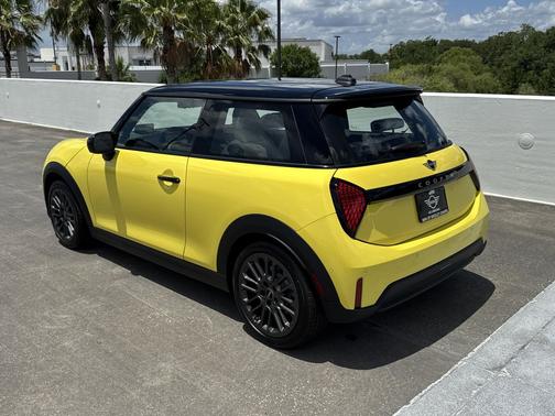 Sunny Side Yellow 2026 MINI Hardtop Cooper S