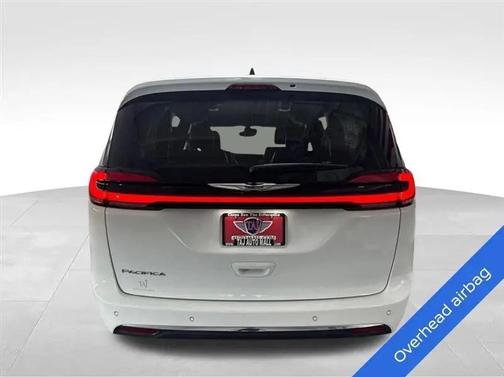Bright White Clearcoat 2023 Chrysler Pacifica Touring L
