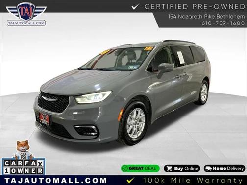 2022 Chrysler Pacifica Touring L