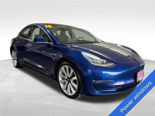 Deep Blue Metallic 2018 Tesla Model 3 Long Range