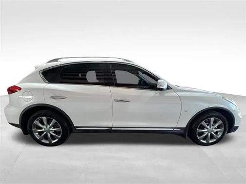 Majestic 2017 INFINITI QX50 Base