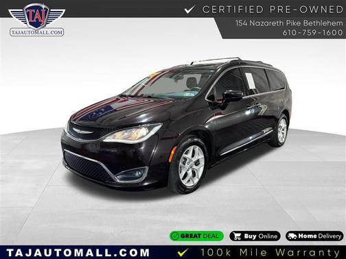 2017 Chrysler Pacifica Touring-L