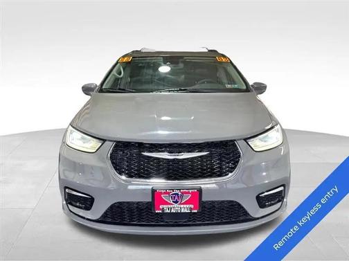 Ceramic Gray Clearcoat 2022 Chrysler Pacifica Touring L