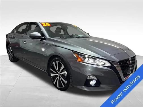 2020 Nissan Altima Platinum FWD