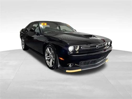 Pitch Black Clearcoat 2022 Dodge Challenger GT