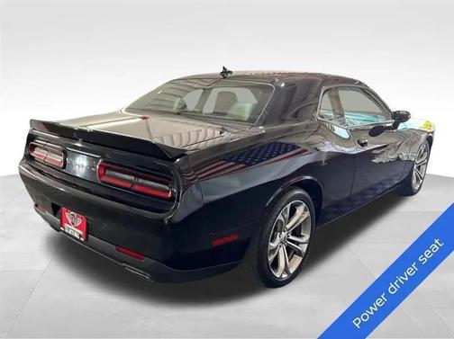 Pitch Black Clearcoat 2022 Dodge Challenger GT