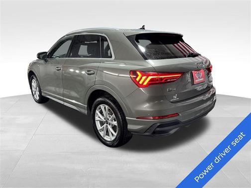 2023 Audi Q3 Premium 45 TFSI S line quattro Tiptronic