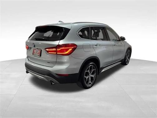 Glacier Silver Metallic 2019 BMW X1 xDrive28i