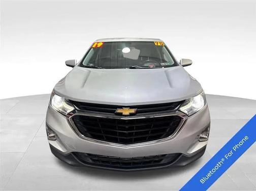 Silver Ice Metallic 2019 Chevrolet Equinox 1LT