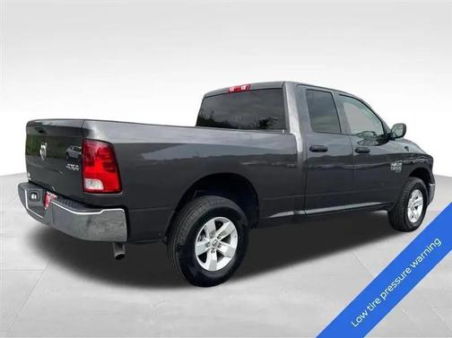 Granite Crystal Metallic Clearcoat 2024 RAM 1500 Classic SLT