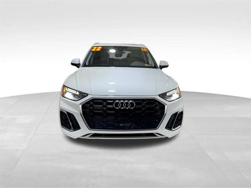 2022 Audi Q5 45 S line Premium