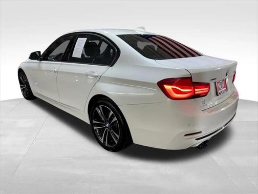 2018 BMW 330 xDrive