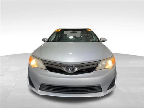 Classic Silver Metallic 2013 Toyota Camry LE