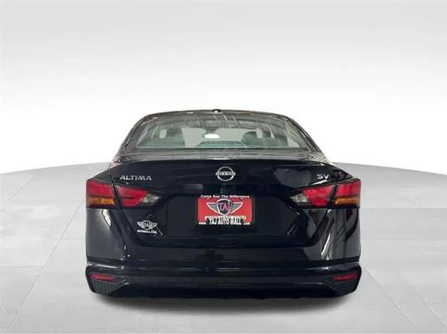 Super Black 2024 Nissan Altima 2.5 SV