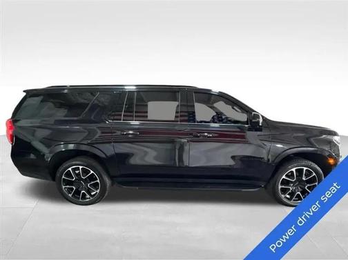 Black 2022 Chevrolet Suburban RST