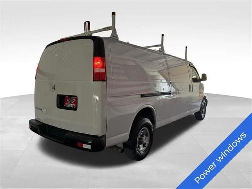 Summit White 2021 Chevrolet Express 3500 RWD 3500 Extended Wheelbase WT