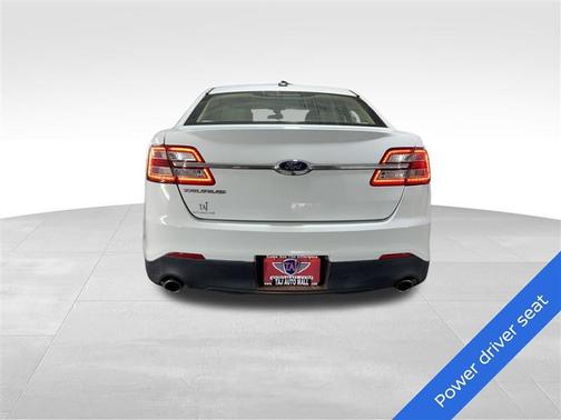 2015 Ford Taurus SE