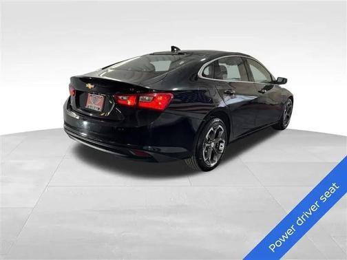 Mosaic Black Metallic 2023 Chevrolet Malibu FWD 1LT